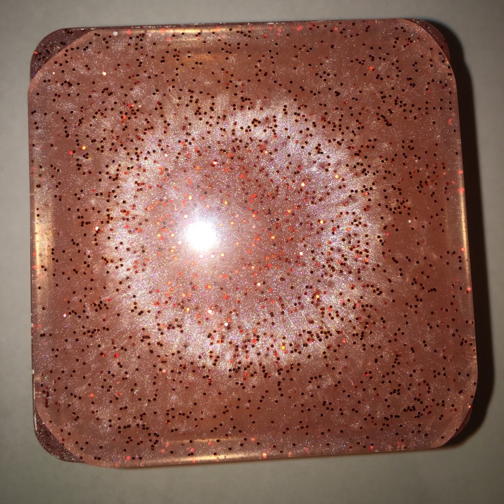Jewelry box